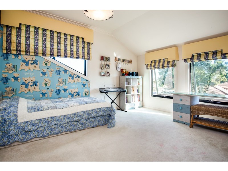 61 Perkins Drive, Kellyville NSW 2155