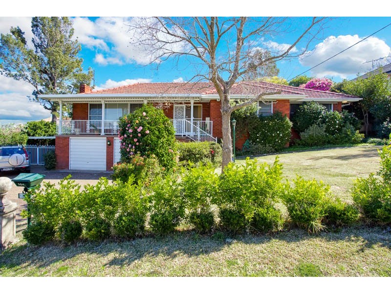 18 Whitling Avenue, Castle Hill NSW 2154