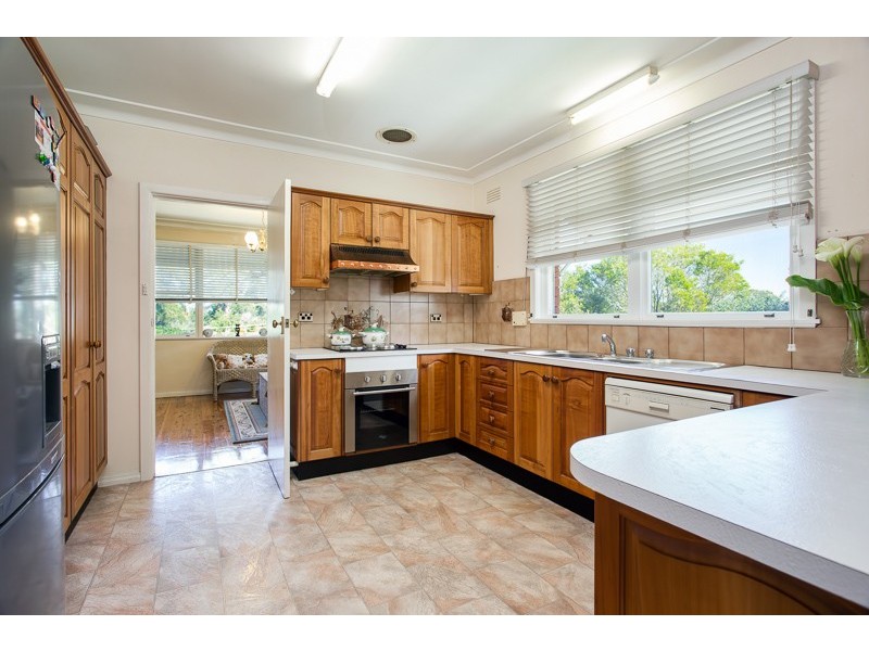 18 Whitling Avenue, Castle Hill NSW 2154