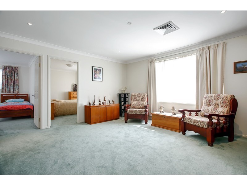 3 Lancaster Way, West Pennant Hills NSW 2125