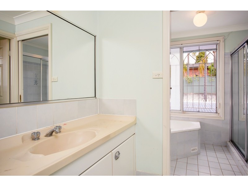 9 Delaney Dr, Baulkham Hills NSW 2153