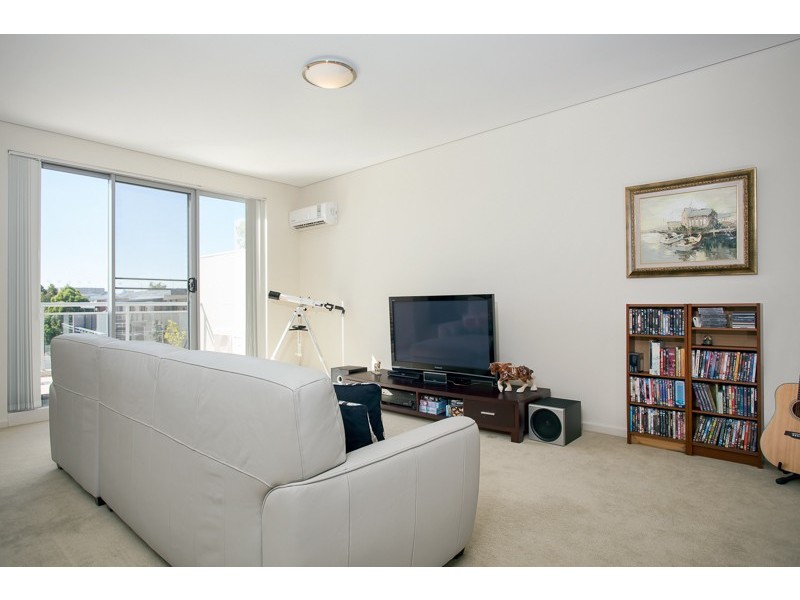 10/23-35 Crane Road, Castle Hill NSW 2154