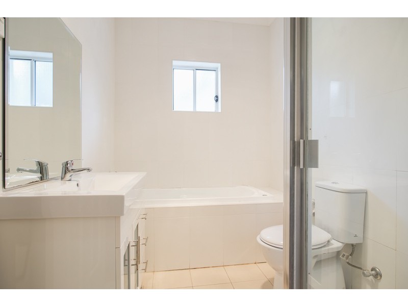 4/37 Jenner St, Baulkham Hills NSW 2153