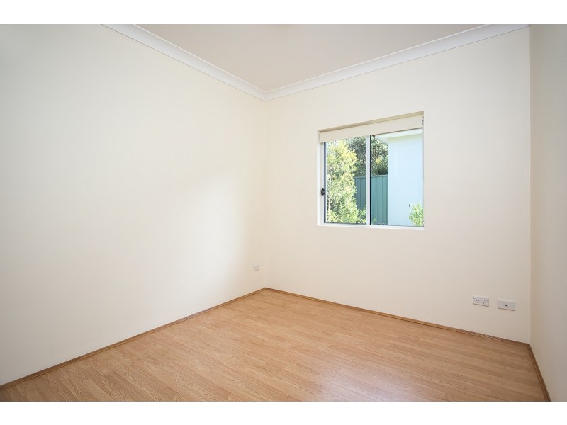 4/37 Jenner St, Baulkham Hills NSW 2153