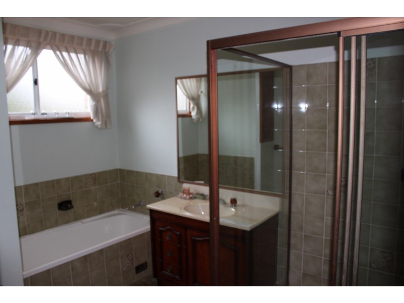 4 Galahad Crescent, Castle Hill NSW 2154