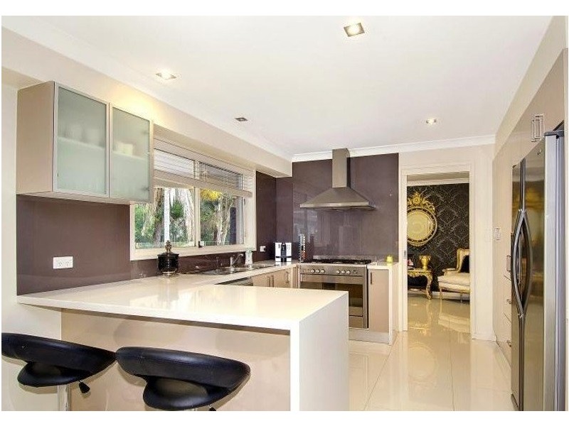 21 Walsh Ave, Castle Hill NSW 2154