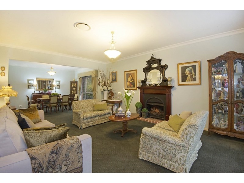 32 Kirkcaldy Circuit, Kellyville NSW 2155