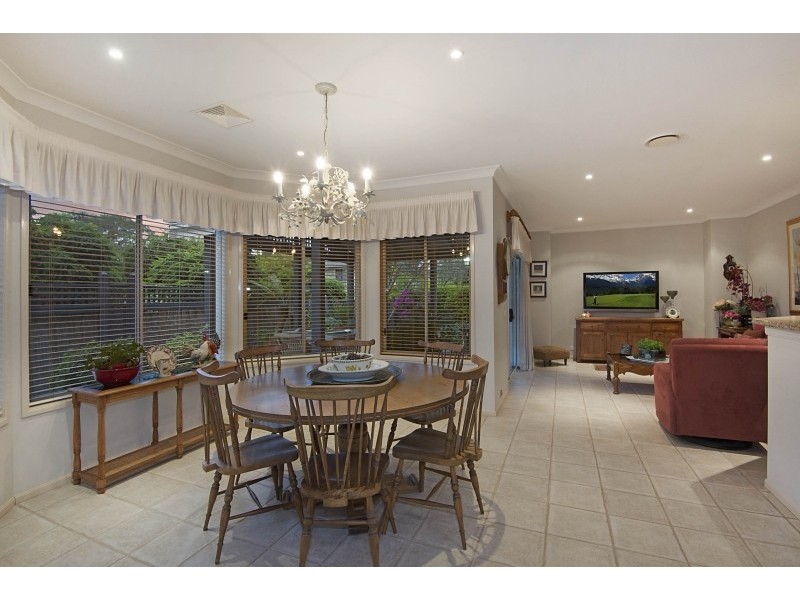 32 Kirkcaldy Circuit, Kellyville NSW 2155