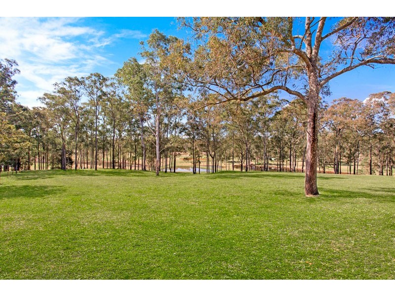 19 Threlkeld Drive, Cattai NSW 2756