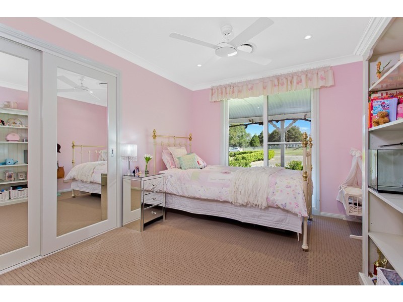 19 Threlkeld Drive, Cattai NSW 2756