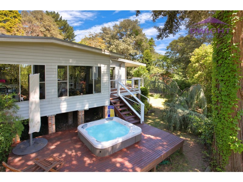 104 Warks Hill Road, Kurrajong Heights NSW 2758