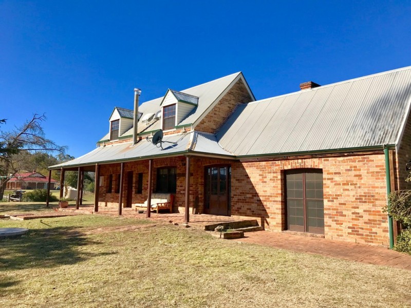 42 Cabbage Tree Road, Grose Vale NSW 2753