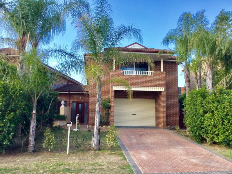 2/53 James Meehan Street, Windsor NSW 2756