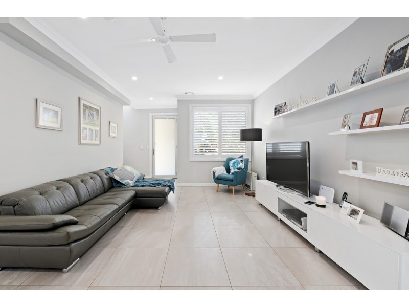 13/8 Cathay Place, Kellyville NSW 2155