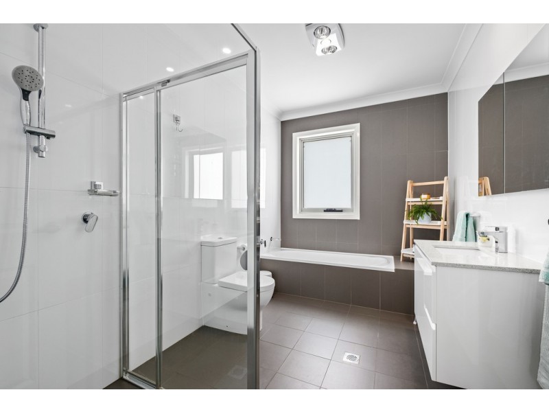 13/8 Cathay Place, Kellyville NSW 2155