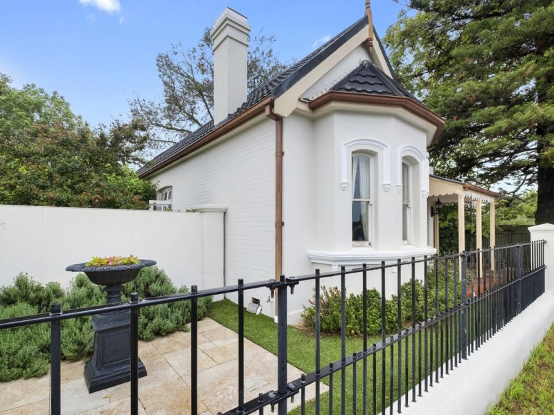 30-30A West Market Street, Richmond NSW 2753