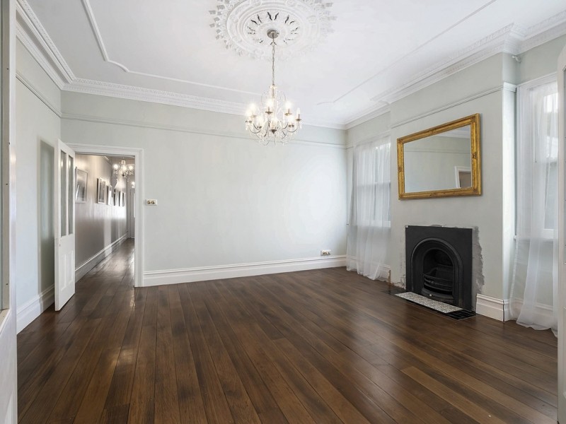 30-30A West Market Street, Richmond NSW 2753