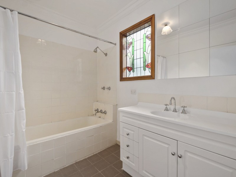 30-30A West Market Street, Richmond NSW 2753