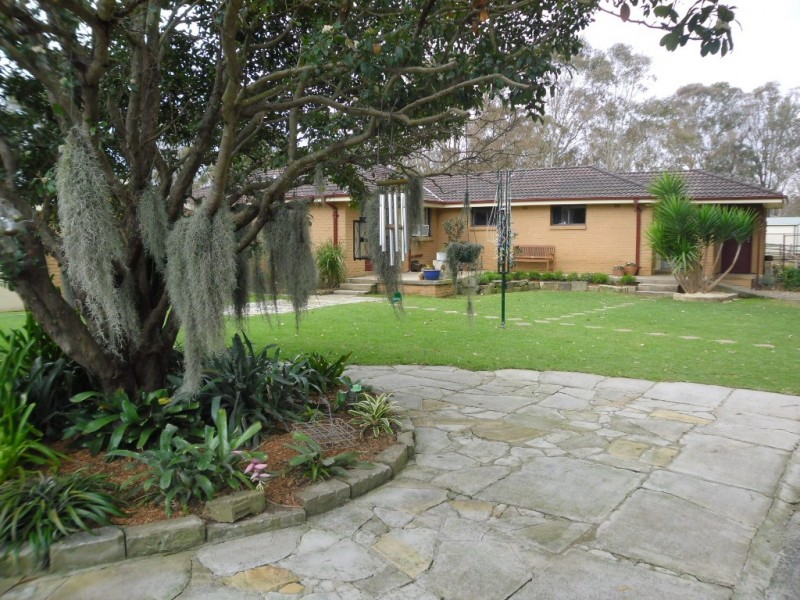 35 Voysey Close, Quakers Hill NSW 2763