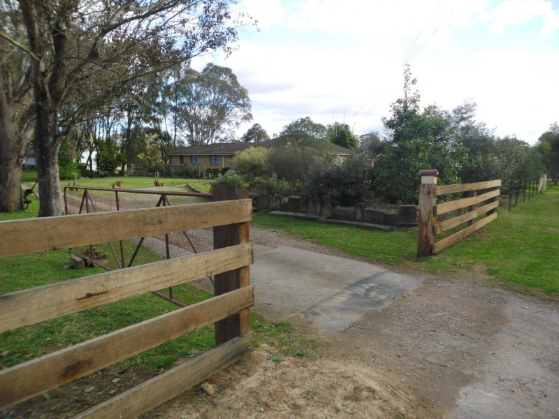 35 Voysey Close, Quakers Hill NSW 2763