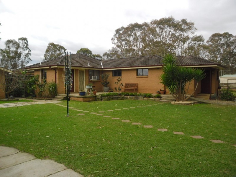 35 Voysey Close, Quakers Hill NSW 2763