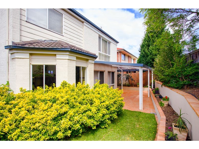 11 Minerva, Beaumont Hills NSW 2155