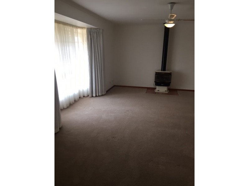 12 Baldock St, Evanston Park SA 5116