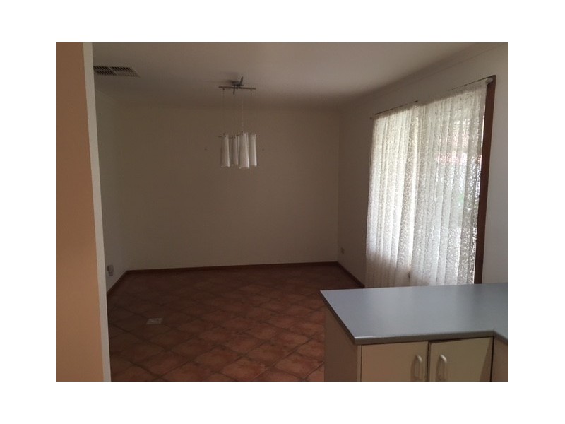 12 Baldock St, Evanston Park SA 5116