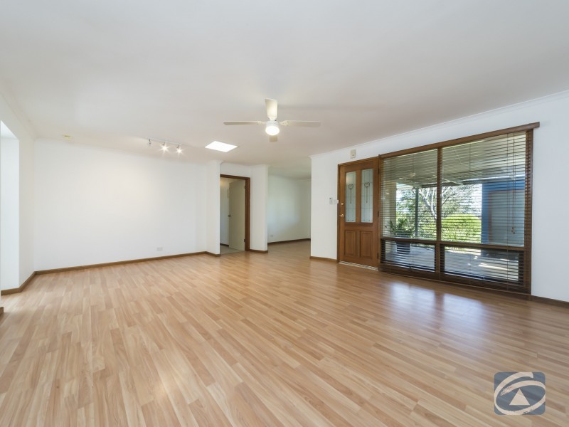 12 Harkness Avenue, Willaston SA 5118