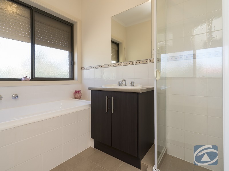 6 Eastick Court, Evanston SA 5116