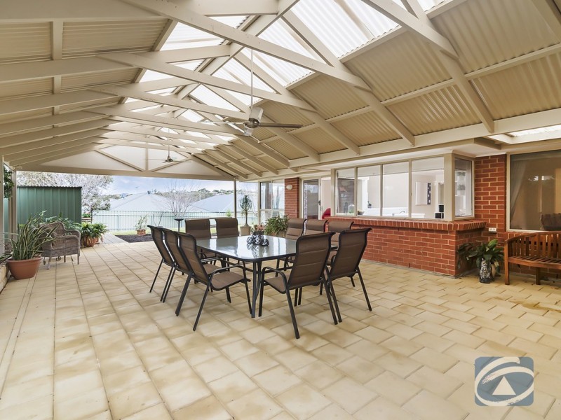 72 Kingfisher Drive, Hewett SA 5118