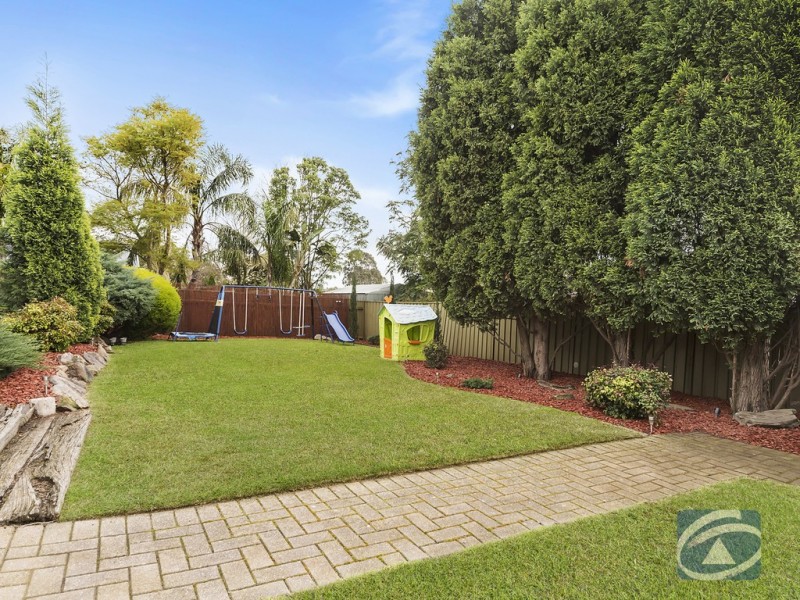 13 Royal Admiral Place, Surrey Downs SA 5126