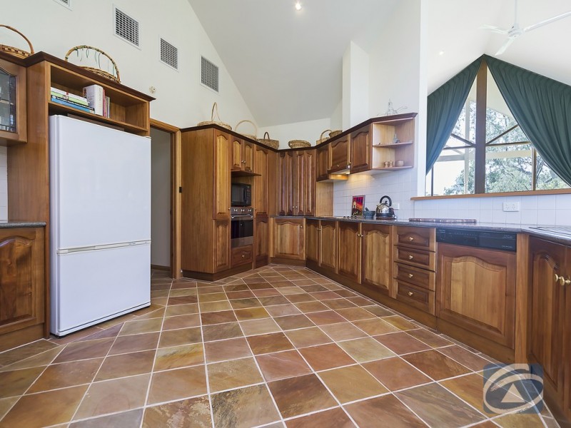 156 Woodlands Road, Cockatoo Valley SA 5351