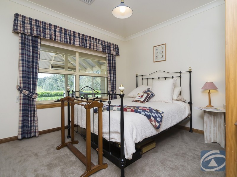 156 Woodlands Road, Cockatoo Valley SA 5351