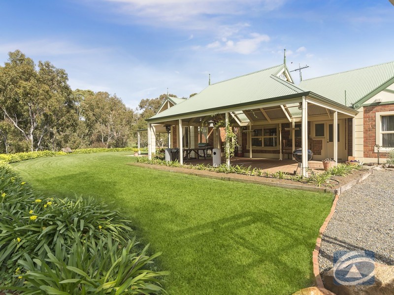 156 Woodlands Road, Cockatoo Valley SA 5351