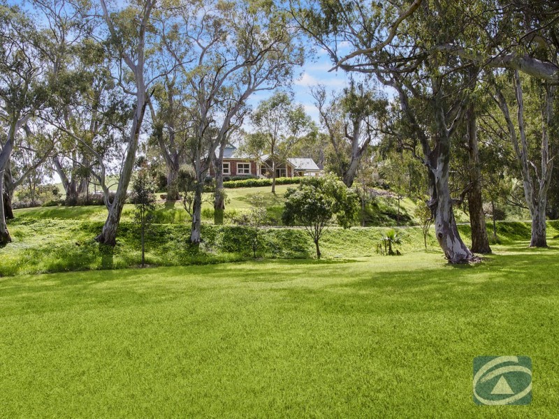 156 Woodlands Road, Cockatoo Valley SA 5351