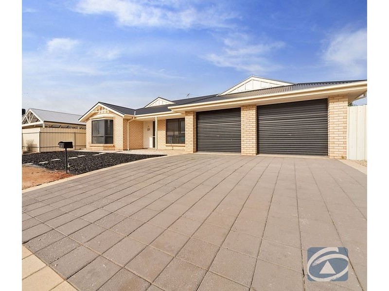 2 McLaren Court, Munno Para West SA 5115