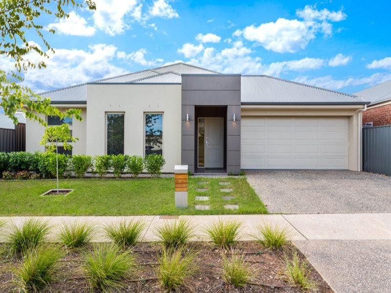 3 Hinckley St, Blakeview SA 5114