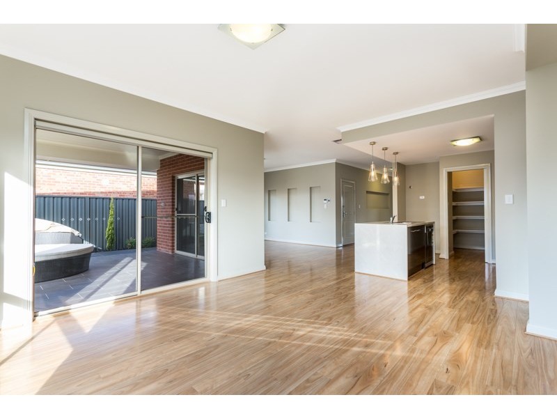 3 Hinckley St, Blakeview SA 5114