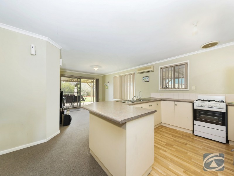 122 Crittenden Road, Andrews Farm SA 5114