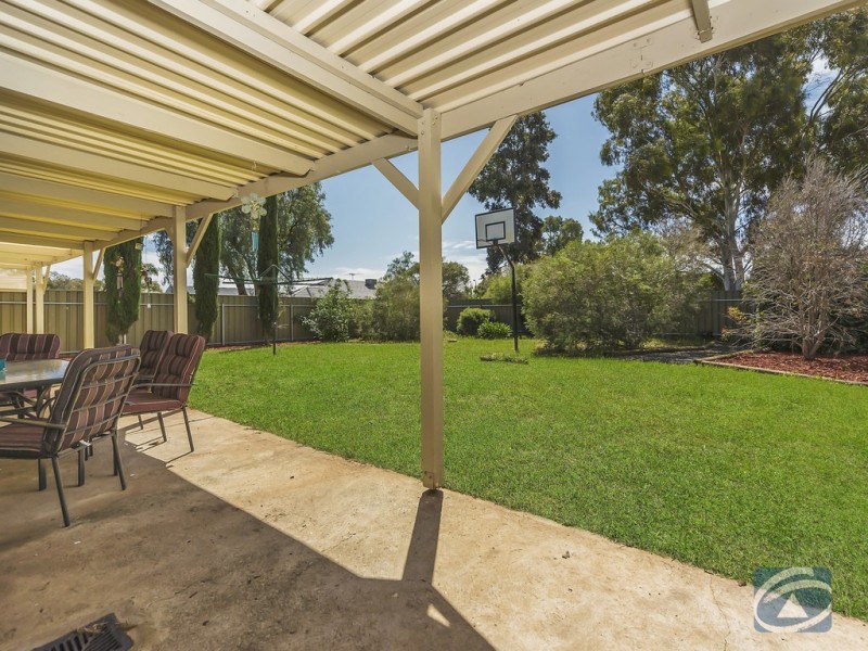 122 Crittenden Road, Andrews Farm SA 5114
