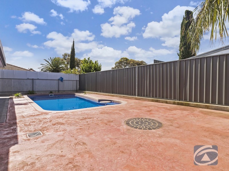 9 Swaine Avenue, Paralowie SA 5108