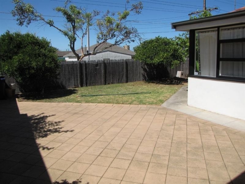59a Kingborn Ave, Seaton SA 5023