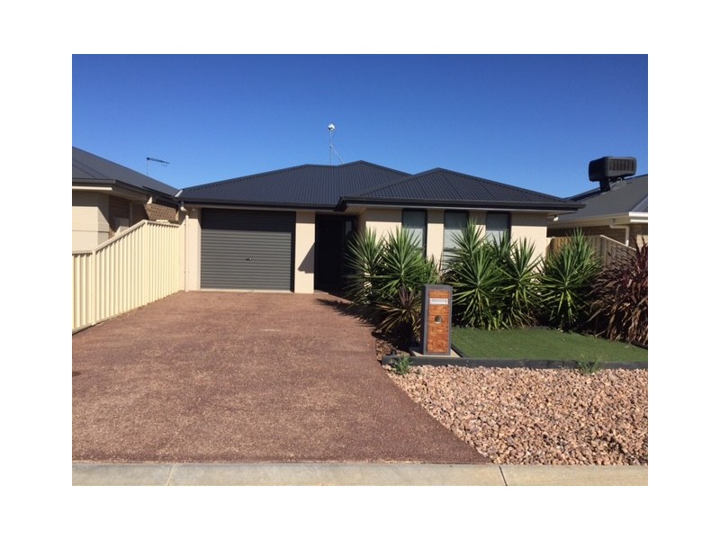 4 Helene St, Munno Para West SA 5115