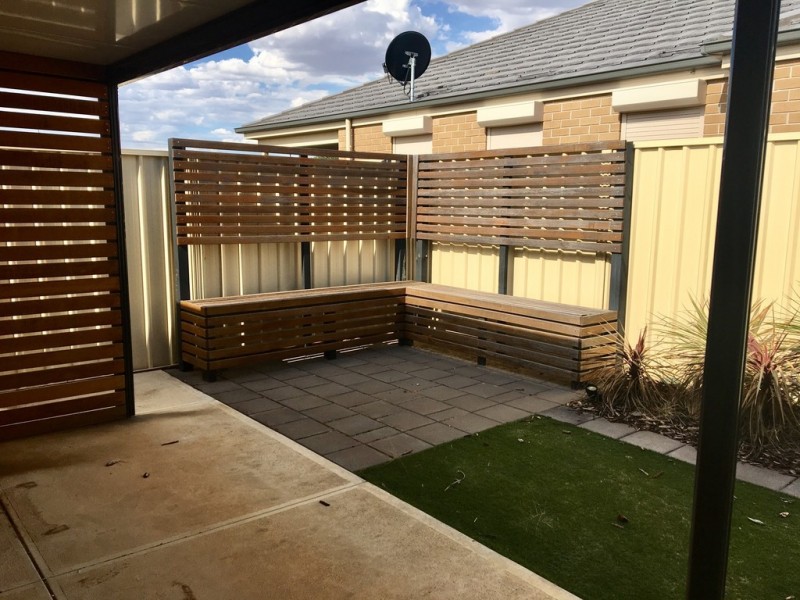 4 Helene St, Munno Para West SA 5115