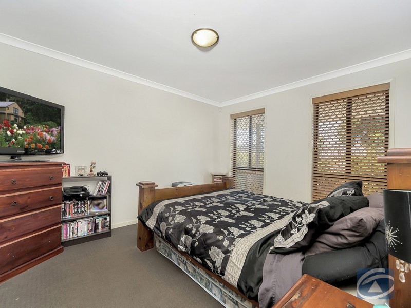 15 Davison Crescent, Smithfield Plains SA 5114