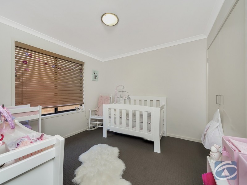 15 Davison Crescent, Smithfield Plains SA 5114