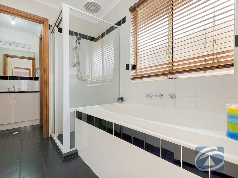 16 Kalyvas Drive, Munno Para West SA 5115