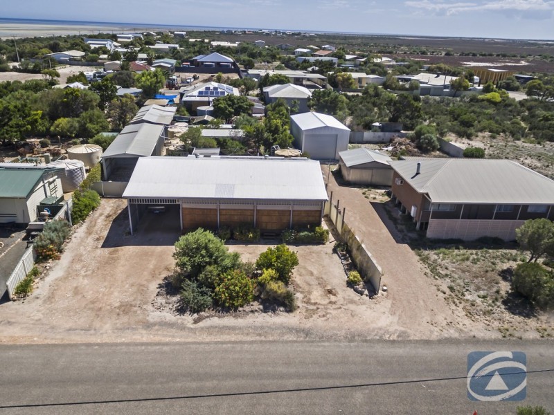 5 Plover Avenue, Thompson Beach SA 5501