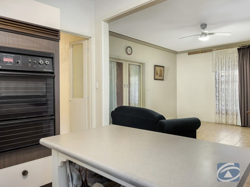 5 Plover Avenue, Thompson Beach SA 5501